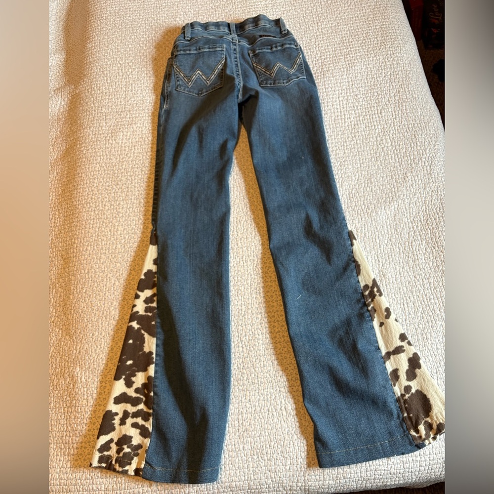 Wrangler Blue Flare Jeans with Animal Print - Picture 7 of 7